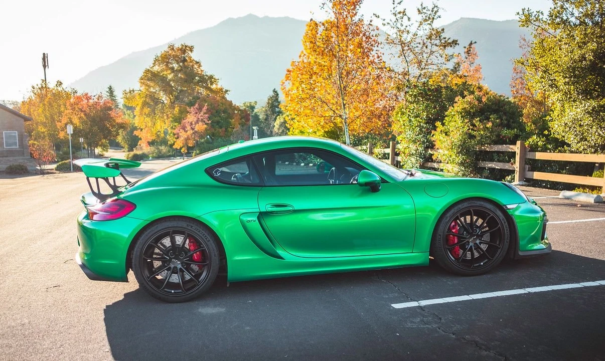 2016 Porsche 981 Cayman GT4 - Image 2 of 21