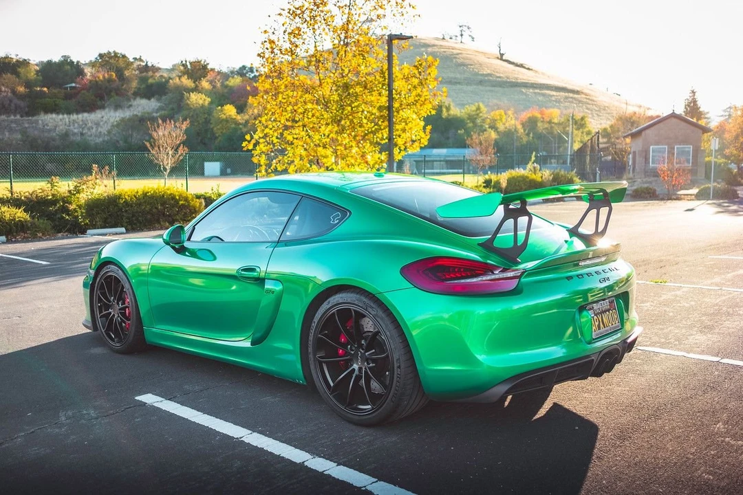 2016 Porsche 981 Cayman GT4 - Image 3 of 21