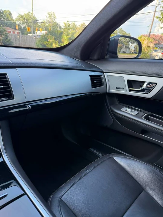 2015 Jaguar X250 XF - Image 18 of 20