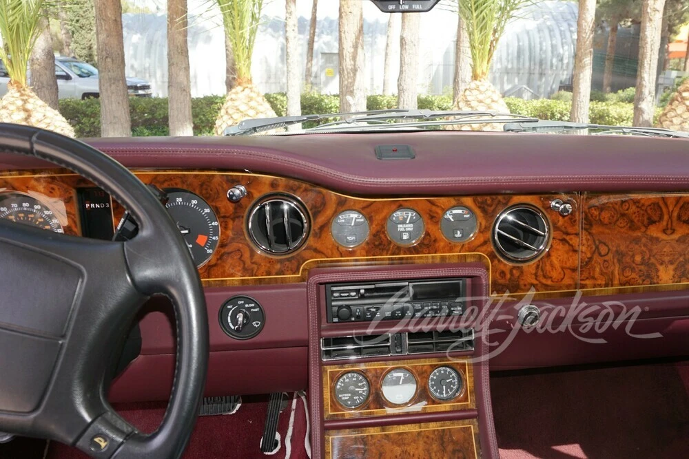 1994 Rolls-Royce Corniche Series IV - Image 8 of 20