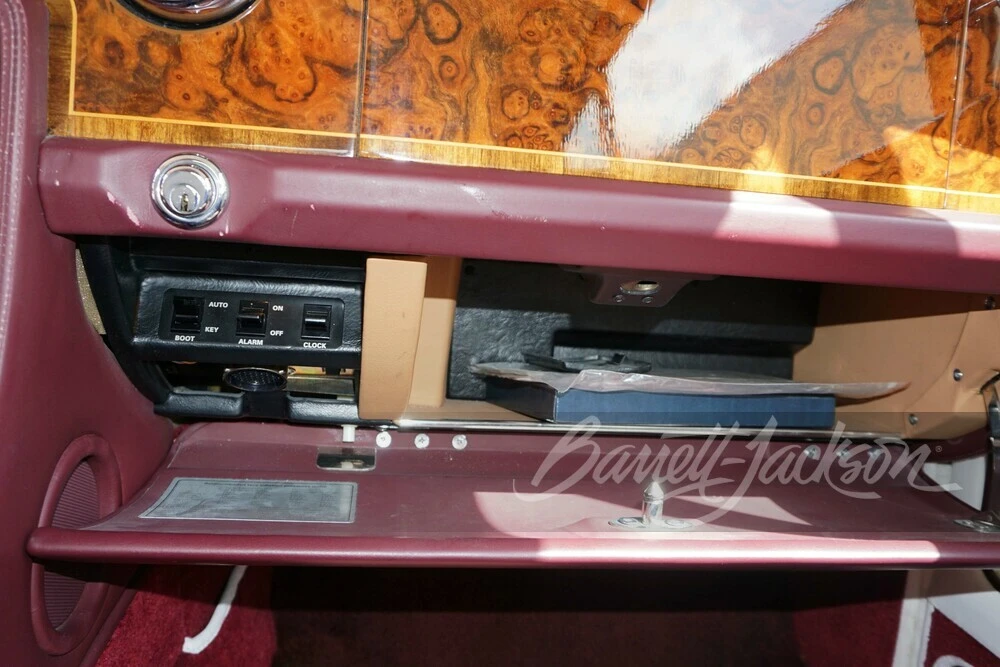 1994 Rolls-Royce Corniche Series IV - Image 12 of 20