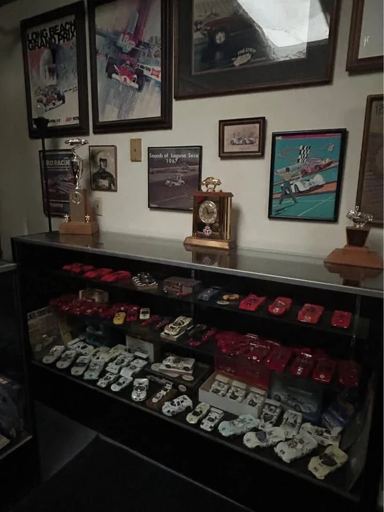 Parts & Memorabilia Scale Models - Image 3 of 8