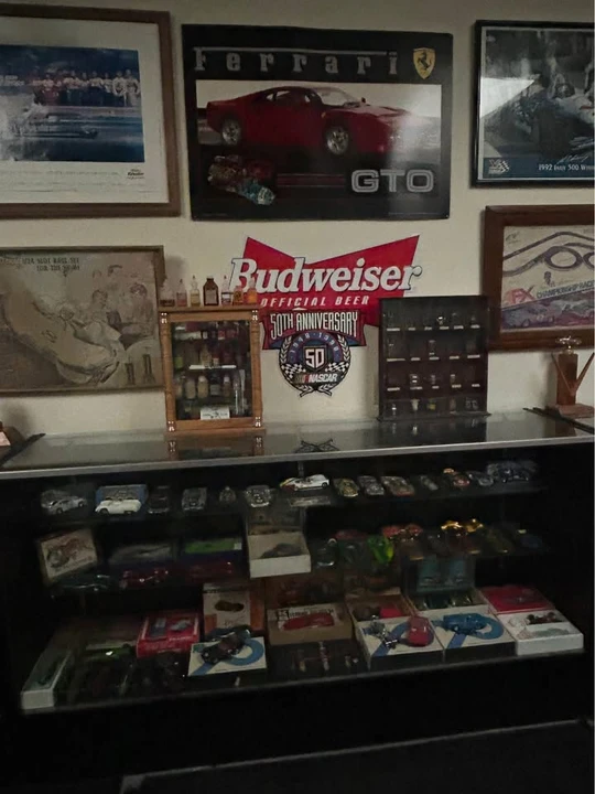Parts & Memorabilia Scale Models - Image 5 of 8