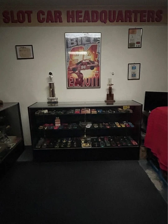 Parts & Memorabilia Scale Models - Image 7 of 8