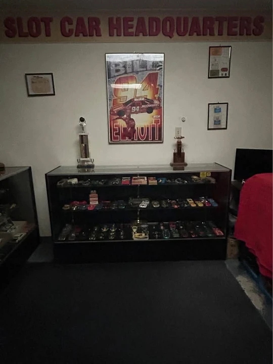 Parts & Memorabilia Scale Models - Image 7 of 8
