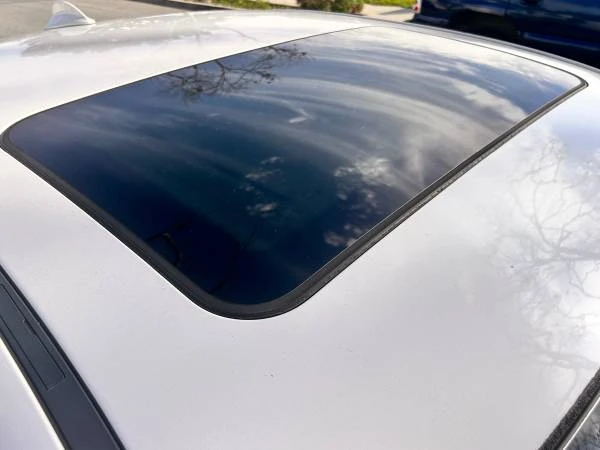 2007 BMW E90 3 Series Sedan - Image 2 of 10