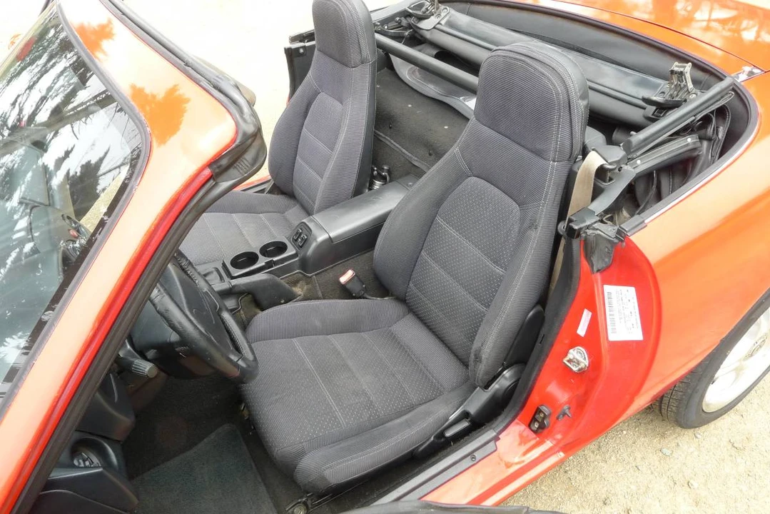 1995 Mazda NA MX-5 Miata - Image 4 of 20