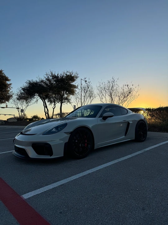 2020 Porsche 718 Cayman GT4 - Image 5 of 7