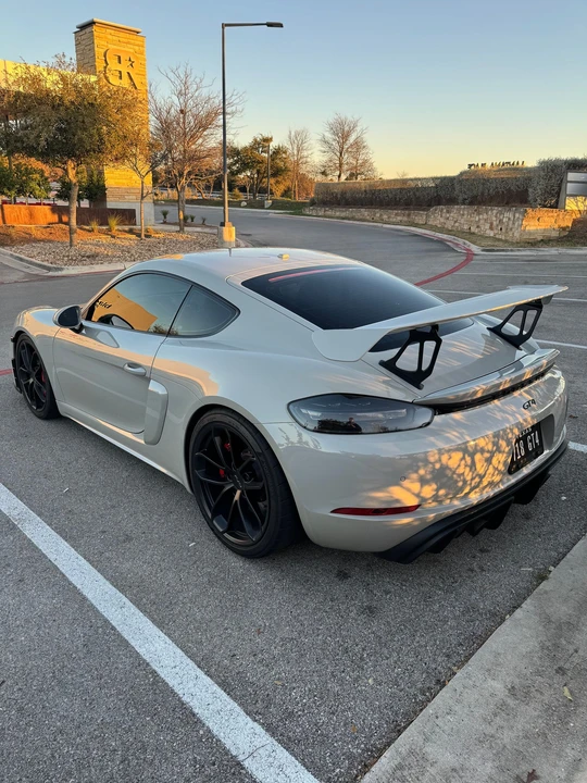 2020 Porsche 718 Cayman GT4 - Image 2 of 7