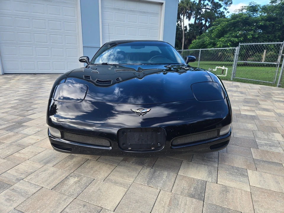 2000 Chevrolet Corvette C5 - Image 2 of 16