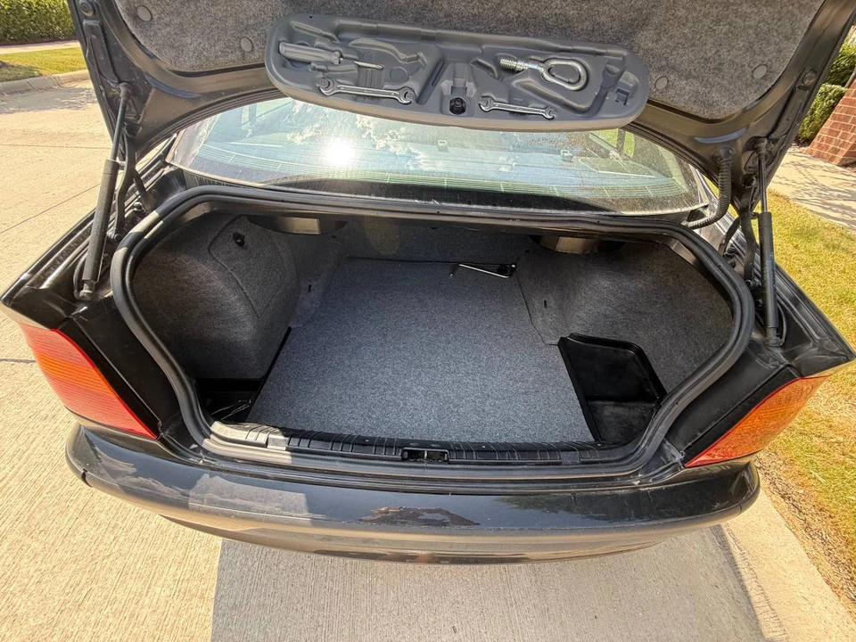 2003 BMW E46 3 Series - Image 4 of 11