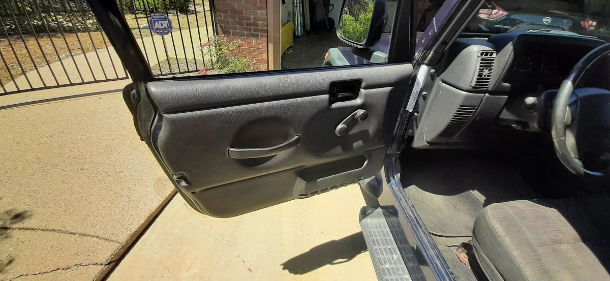 2003 Jeep TJ Wrangler - Image 11 of 16
