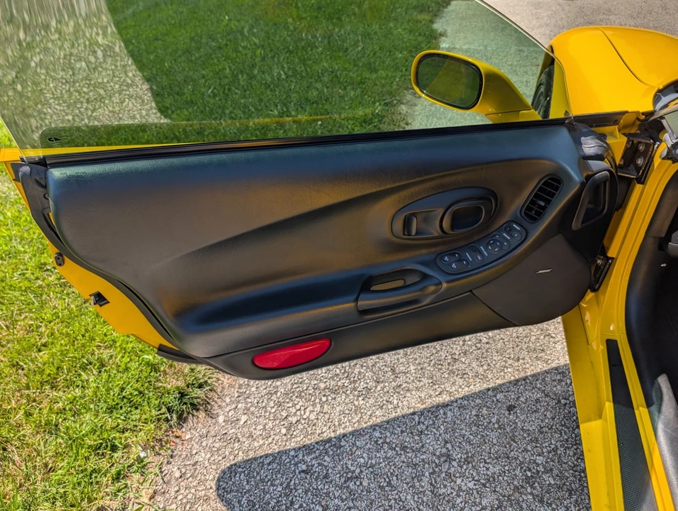 2003 Chevrolet Corvette C5 Z06 - Image 13 of 30