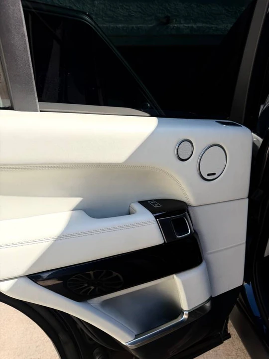 2016 Land Rover Range Rover L405 - Image 17 of 24