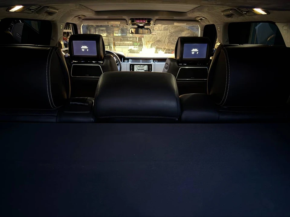 2016 Land Rover Range Rover L405 - Image 12 of 24