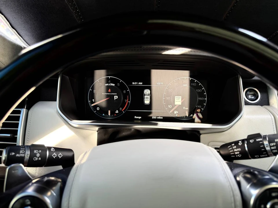 2016 Land Rover Range Rover L405 - Image 20 of 24