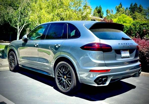 2017 Porsche 958 Cayenne GTS - Image 2 of 11