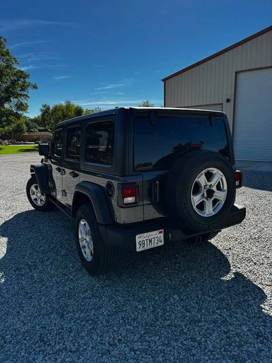 2022 Jeep JL Wrangler - Image 8 of 15
