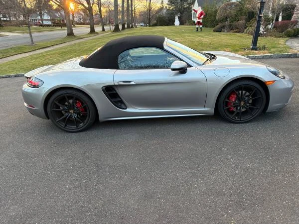 2023 Porsche 718 Boxster S - Image 2 of 3