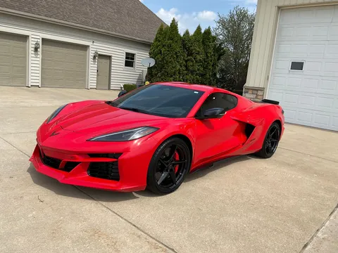 2025 Chevrolet Corvette C8 E-Ray - Image 3 of 25