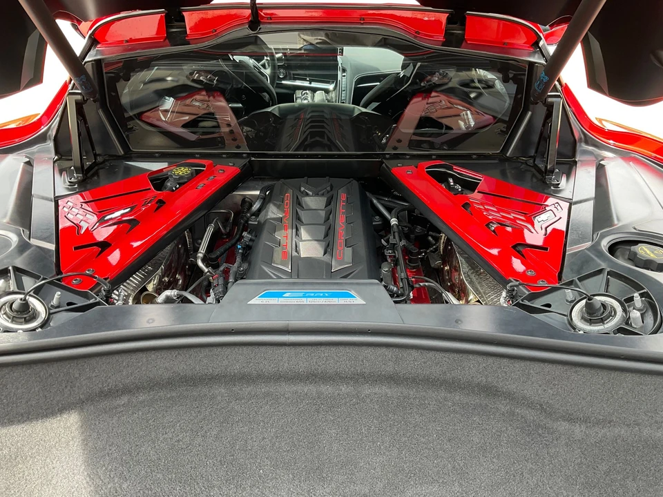 2025 Chevrolet Corvette C8 E-Ray - Image 17 of 25