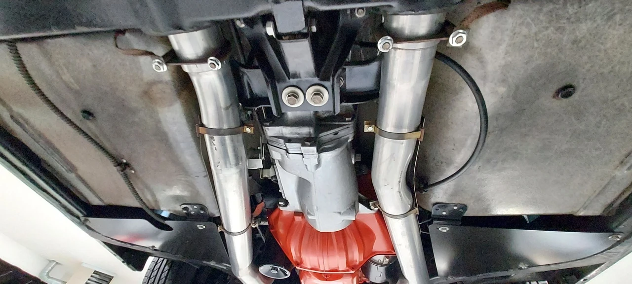 Chevrolet Corvette C2 - Image 16 of 25
