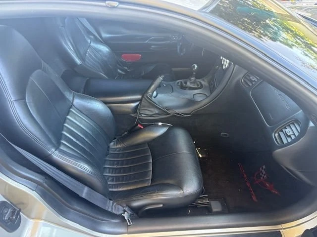 Chevrolet Corvette C5 - Image 14 of 17