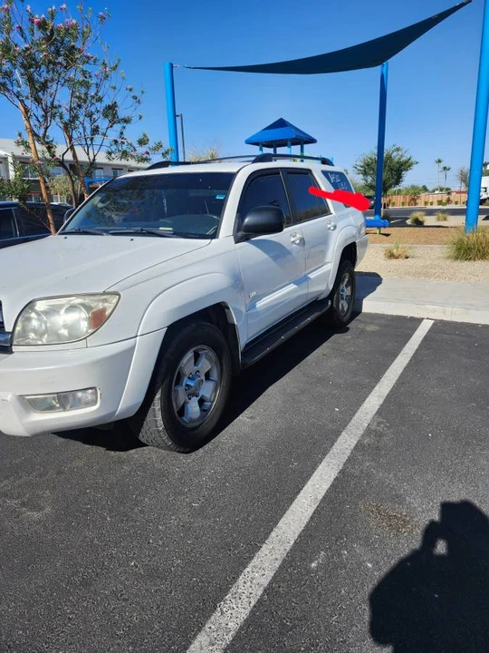 2005 Toyota 4Runner - Image 3 of 10