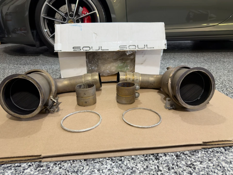 2020 Parts & Memorabilia Mechanical Components - Image 2 of 3