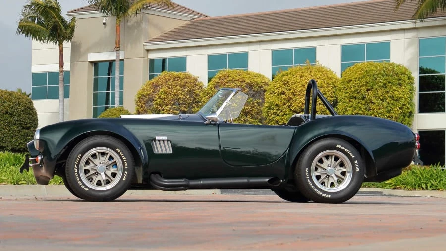 Shelby Cobra Replica - Image 2 of 25