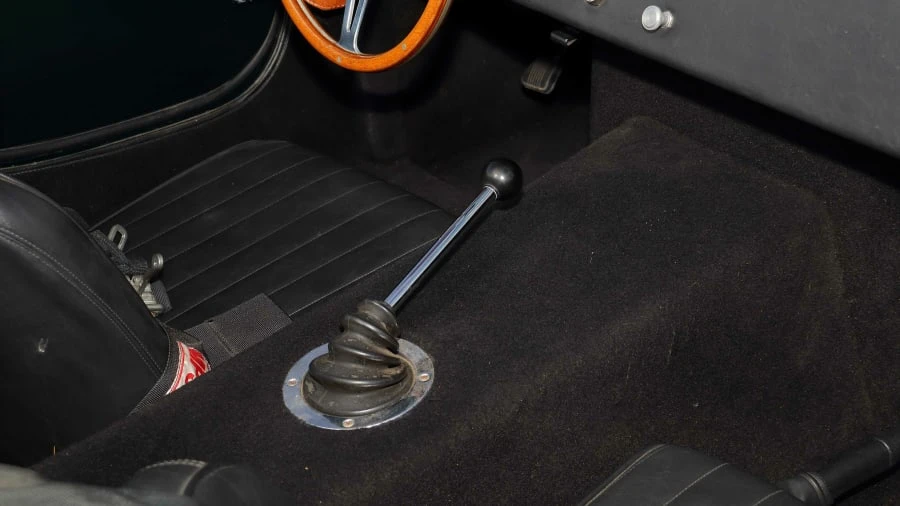 Shelby Cobra Replica - Image 10 of 25