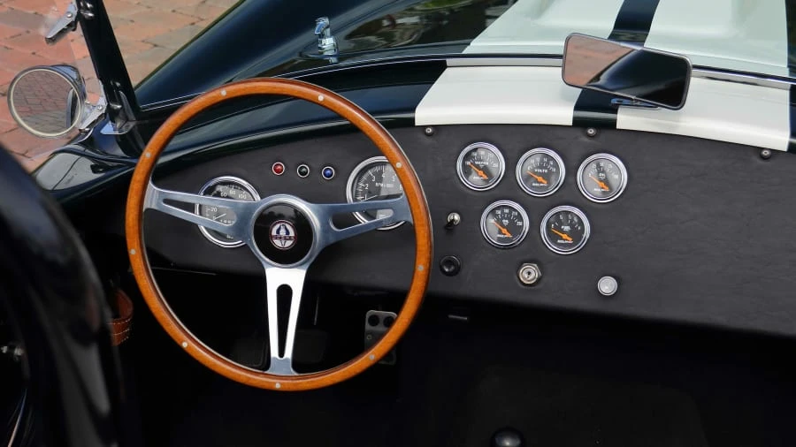 Shelby Cobra Replica - Image 16 of 25