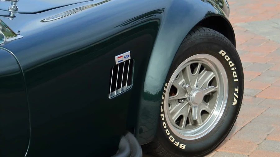Shelby Cobra Replica - Image 18 of 25