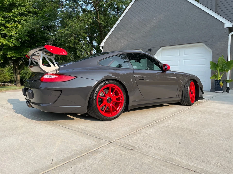 2011 Porsche 997 GT3 RS - Image 4 of 29