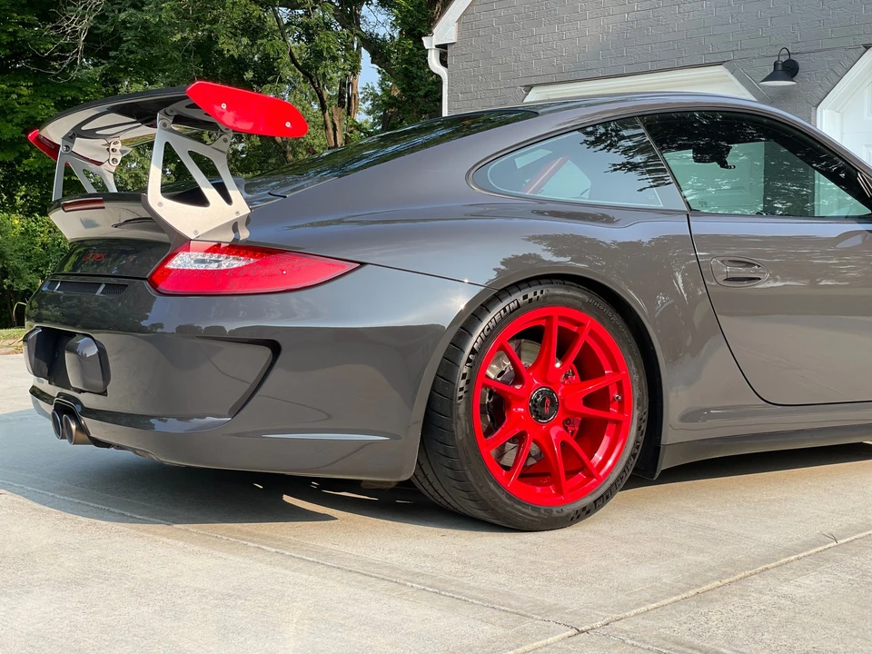 2011 Porsche 997 GT3 RS - Image 5 of 29