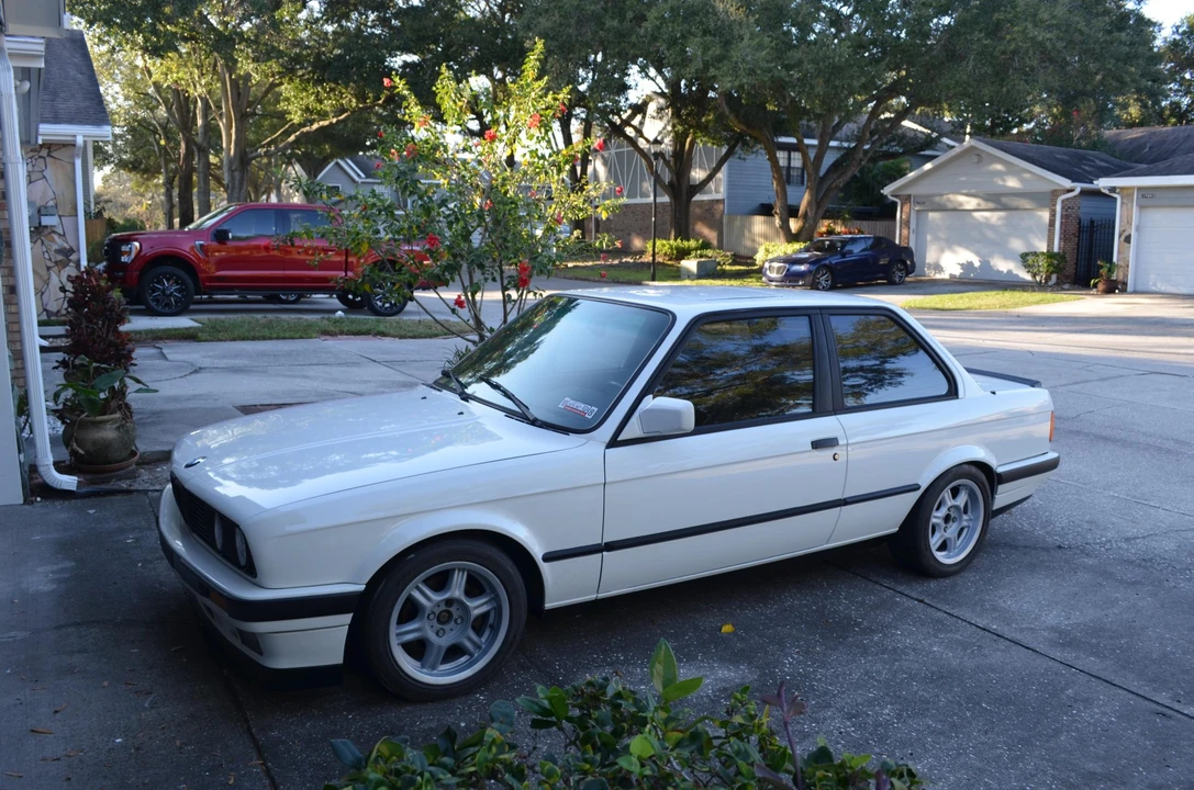 1991 BMW E30 3 Series - Image 5 of 31