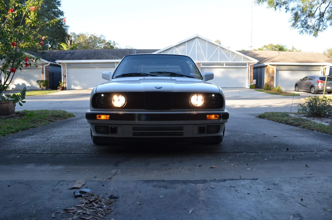 1991 BMW E30 3 Series - Image 11 of 31