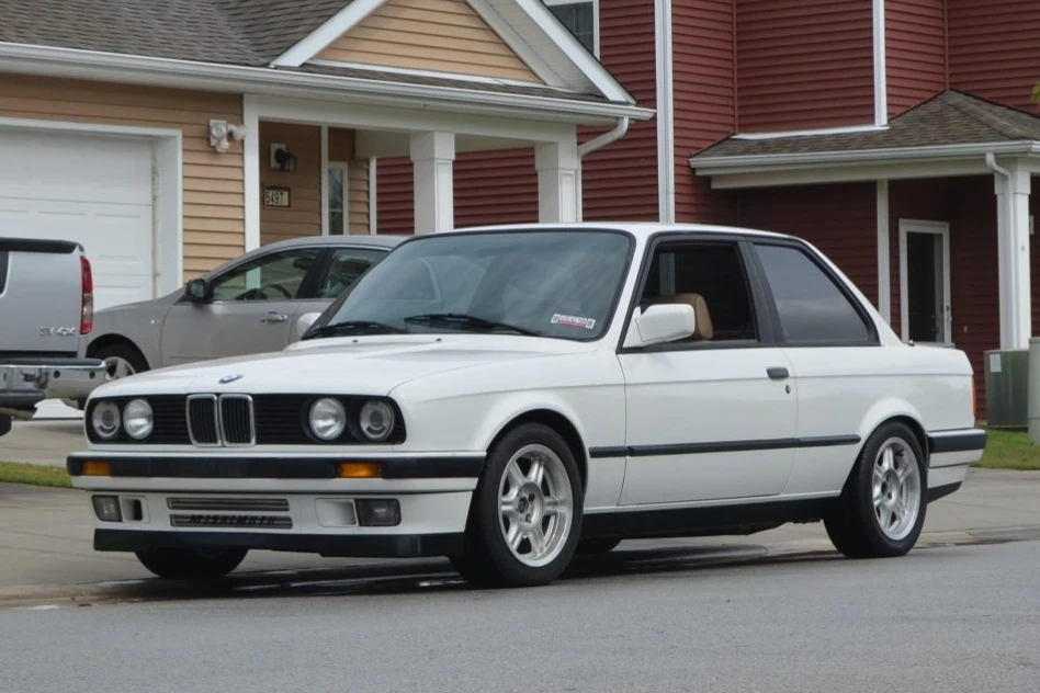 1991 BMW E30 3 Series - Image 2 of 31