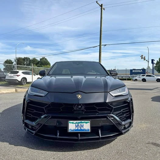 Lamborghini Urus - Image 1 of 1