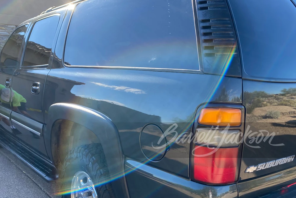 2004 Chevrolet Suburban 9th Gen - Image 5 of 11