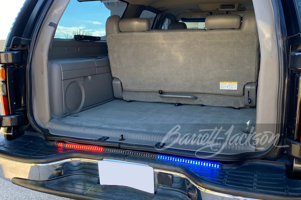 2004 Chevrolet Suburban 9th Gen - Image 7 of 11