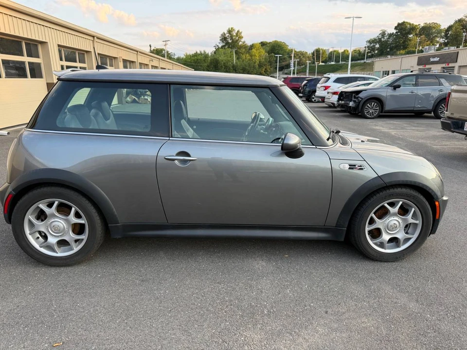 2006 Mini Mini Cooper S 1st Gen - Image 2 of 11