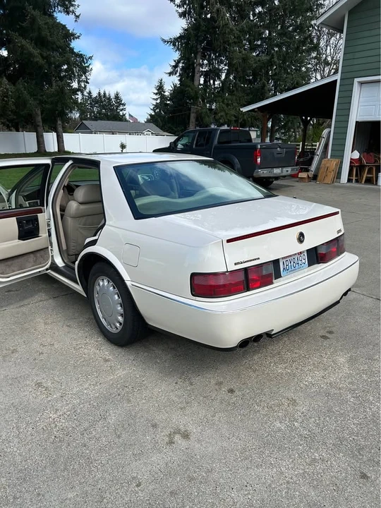 1994 Cadillac STS - Image 2 of 5