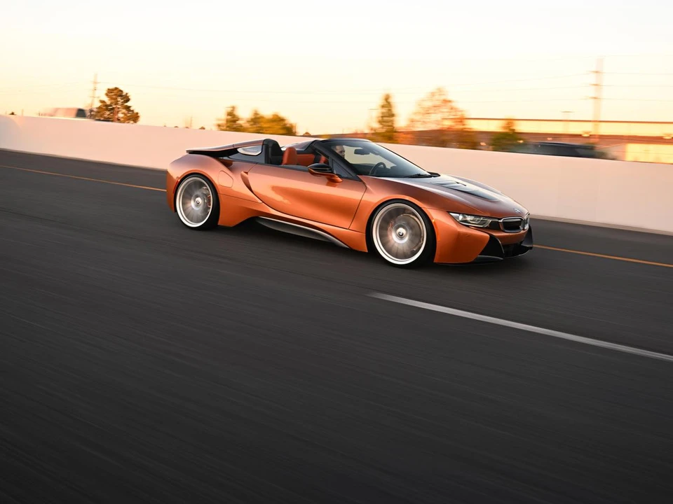 2019 BMW i8 - Image 3 of 30