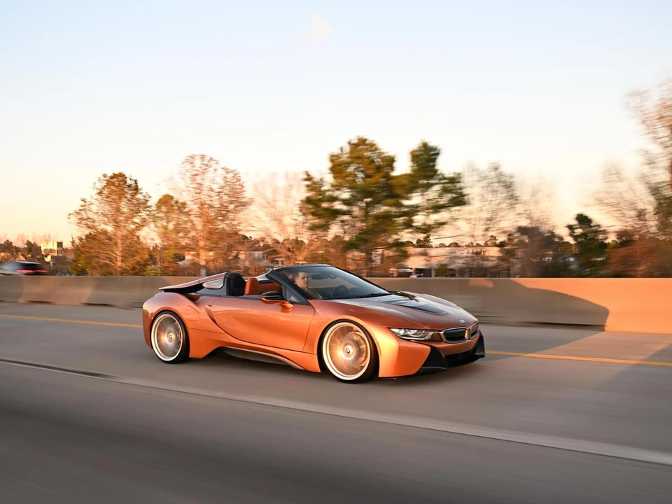 2019 BMW i8 - Image 27 of 30