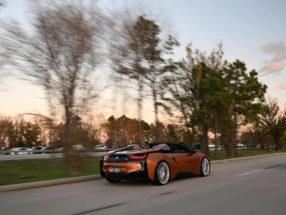 2019 BMW i8 - Image 4 of 30