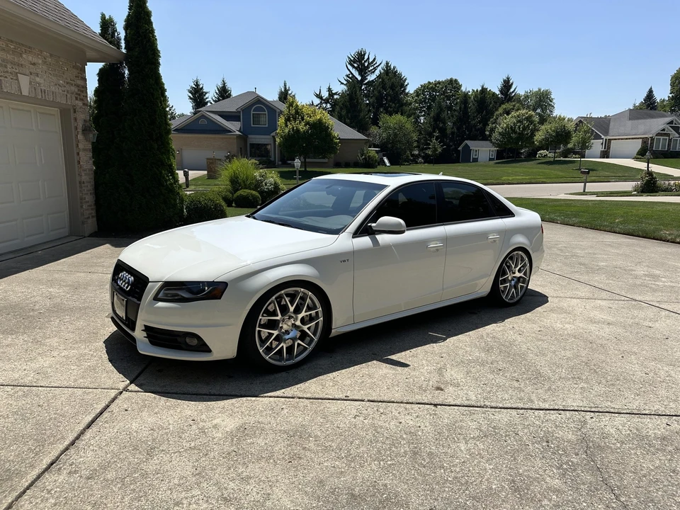 2012 Audi B8 S4 - Image 2 of 31