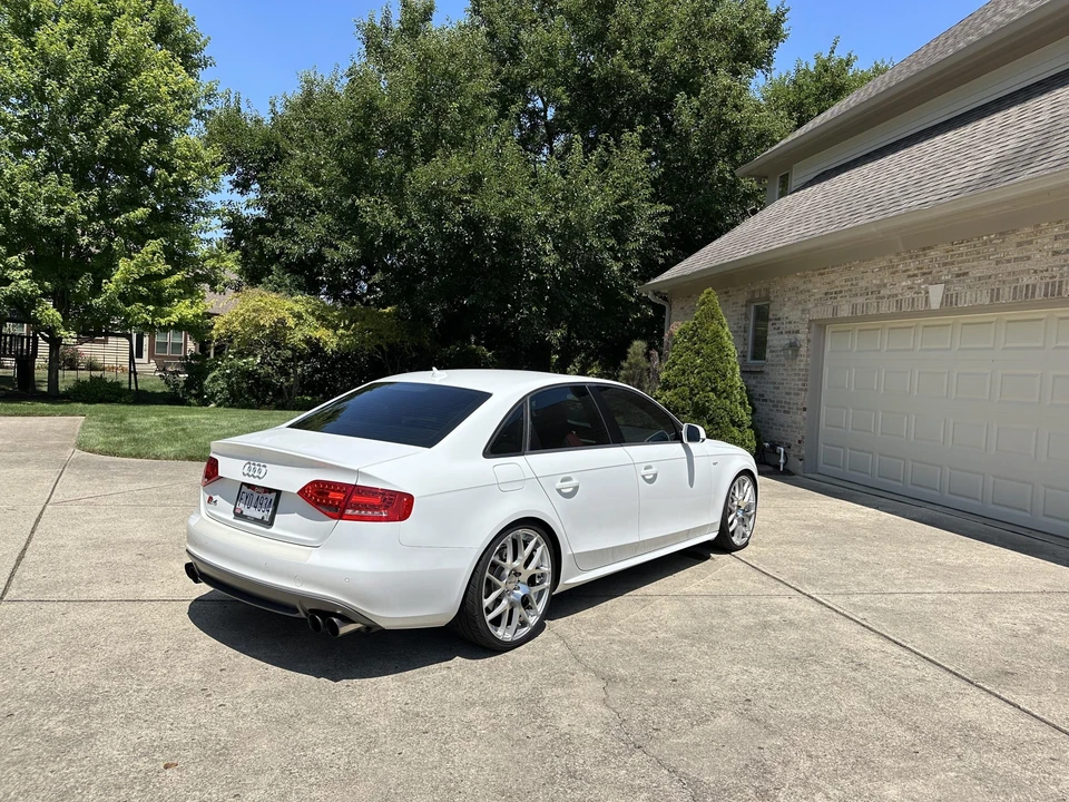 2012 Audi B8 S4 - Image 6 of 31