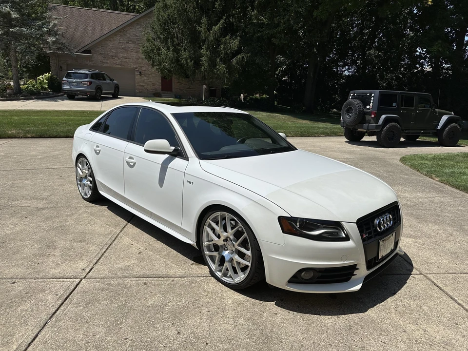 2012 Audi B8 S4 - Image 8 of 31