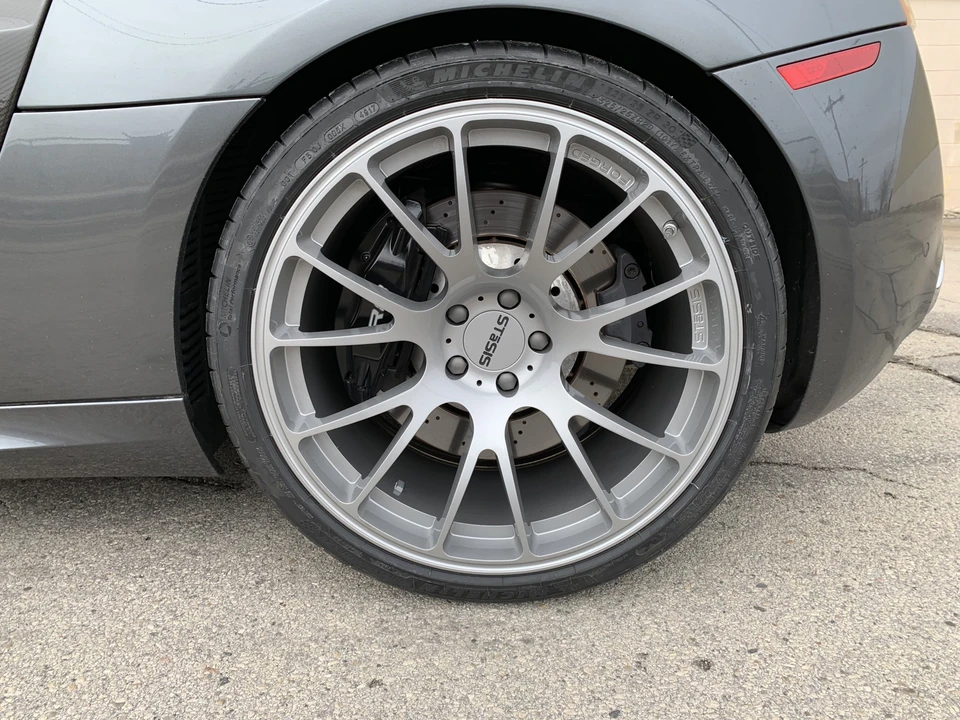 2011 Audi 42 R8 - Image 24 of 31
